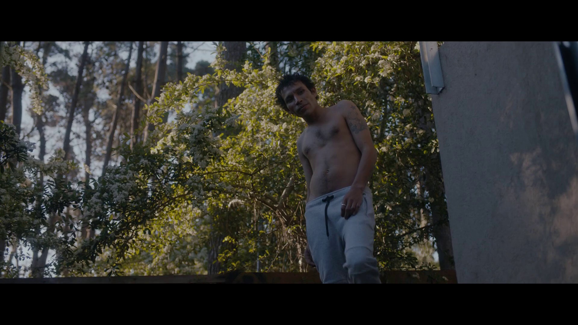 图片[3]-[BT下载][当潮水袭来][WEB-MKV/4.34GB][中文字幕][1080P][30帧率][流媒体][DreamHD]-影音屋