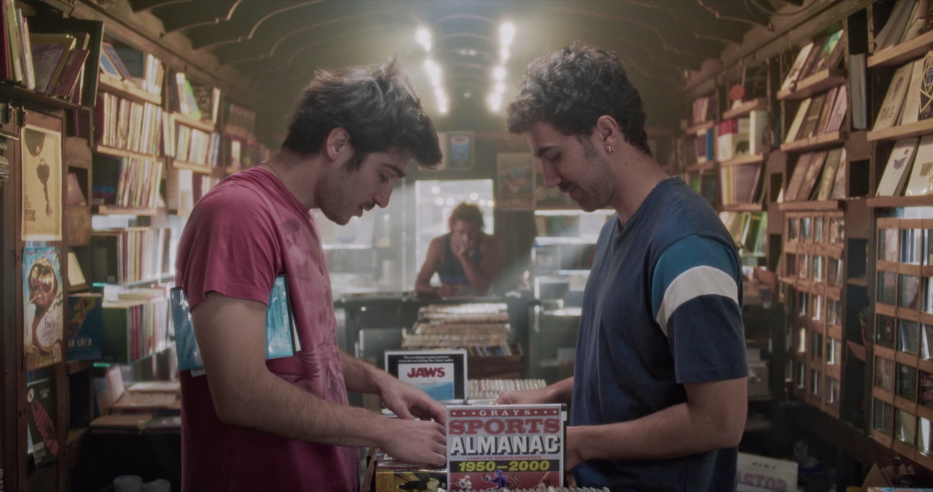 图片[2]-[BT下载][宇航员恋人][BD-MKV/4.19GB][简繁英字幕][1080P][H265编码][蓝光压制][DreamHD]-影音屋