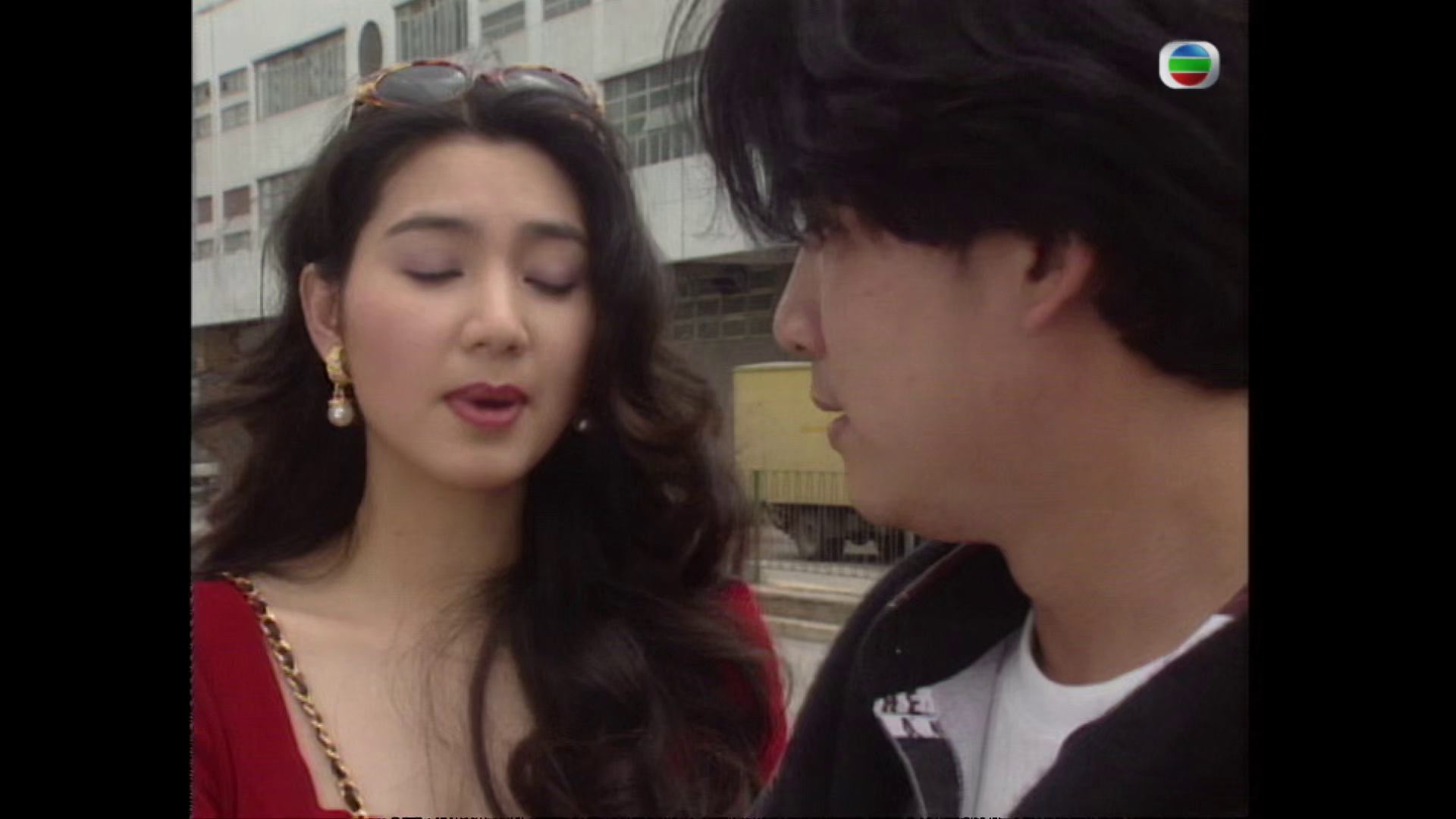 图片[2]-[BT下载][暴劫红唇][WEB-MKV/2.37GB][无字片源][1080P][H265编码][流媒体][PandaQT]-影音屋