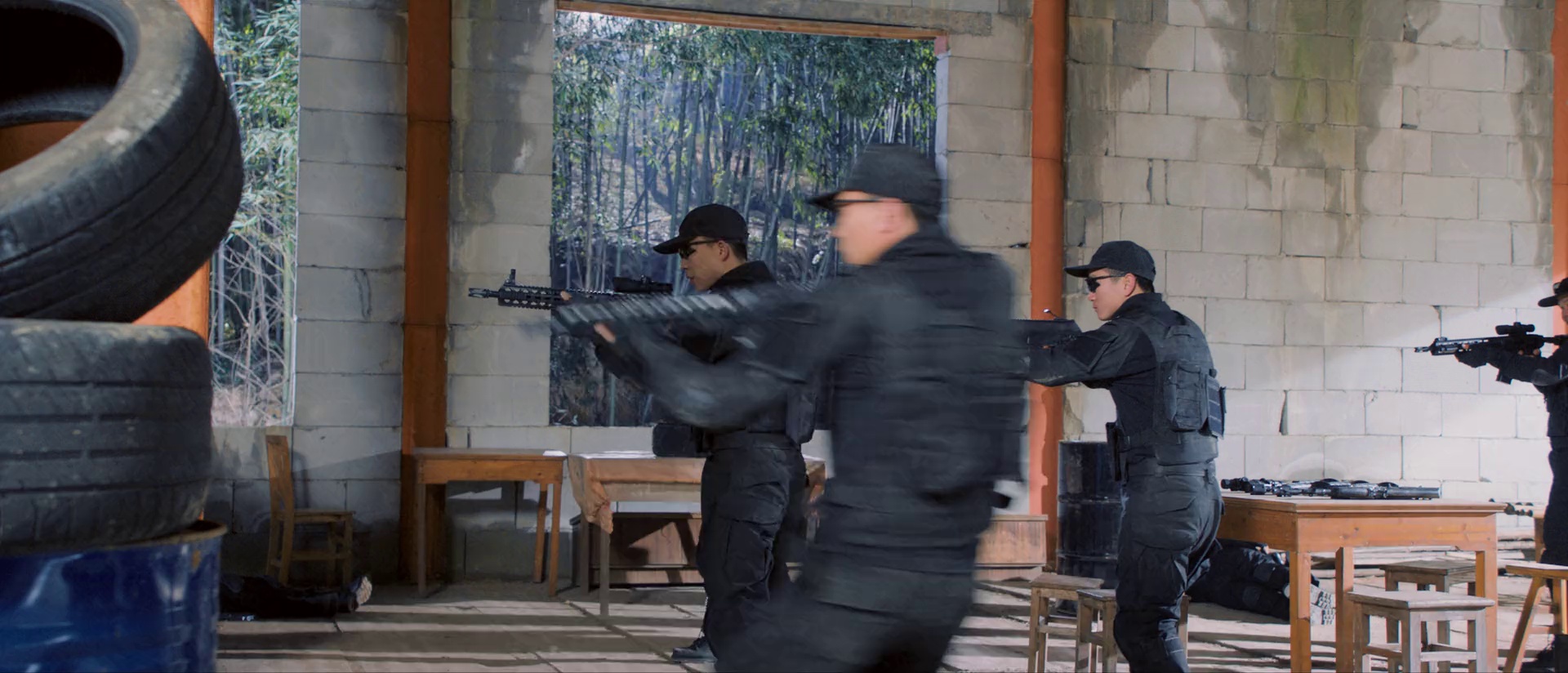 图片[3]-[BT下载][危情风云][WEB-MKV/1.02GB][国语配音/中文字幕][1080P][流媒体][PandaQT]-影音屋