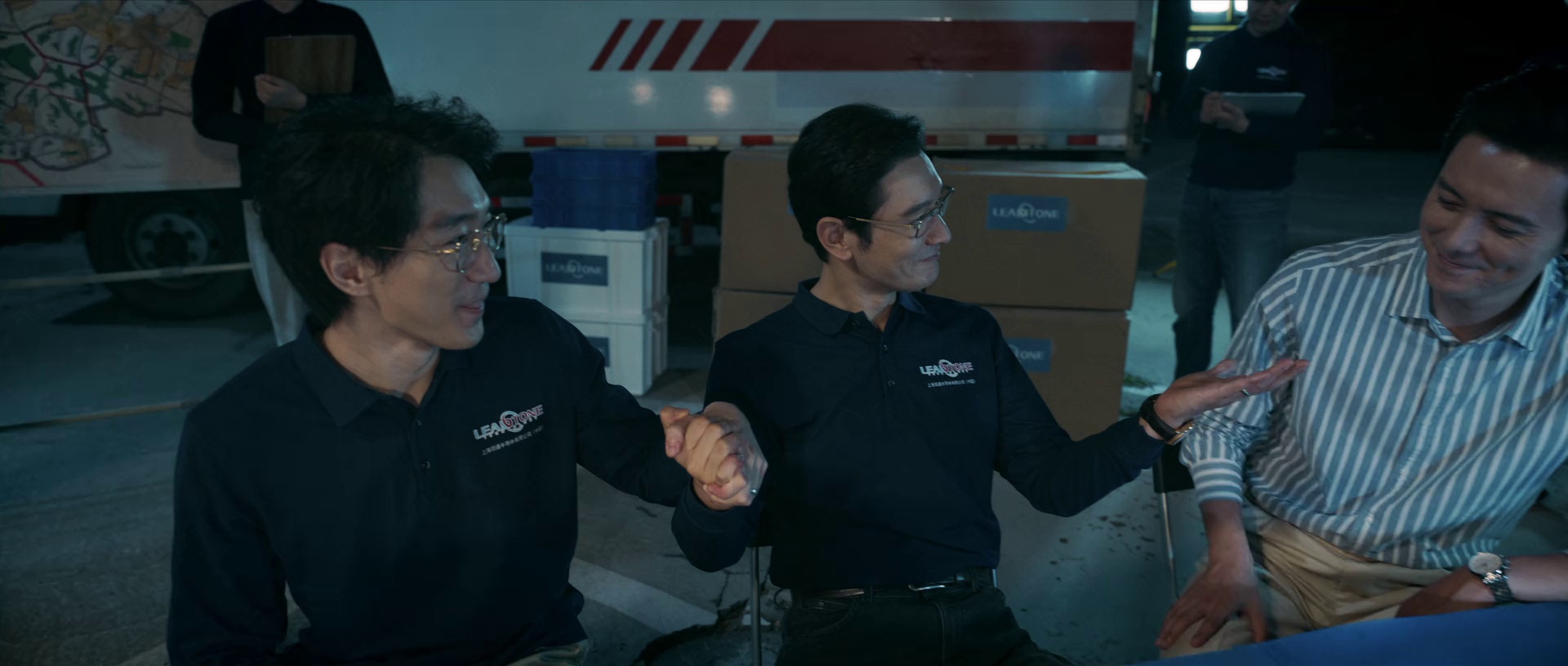 图片[8]-[BT下载][赤热][全34集][WEB-MKV/17.14G][国语配音/中文字幕][1080P][流媒体][BlackTV]-影音屋