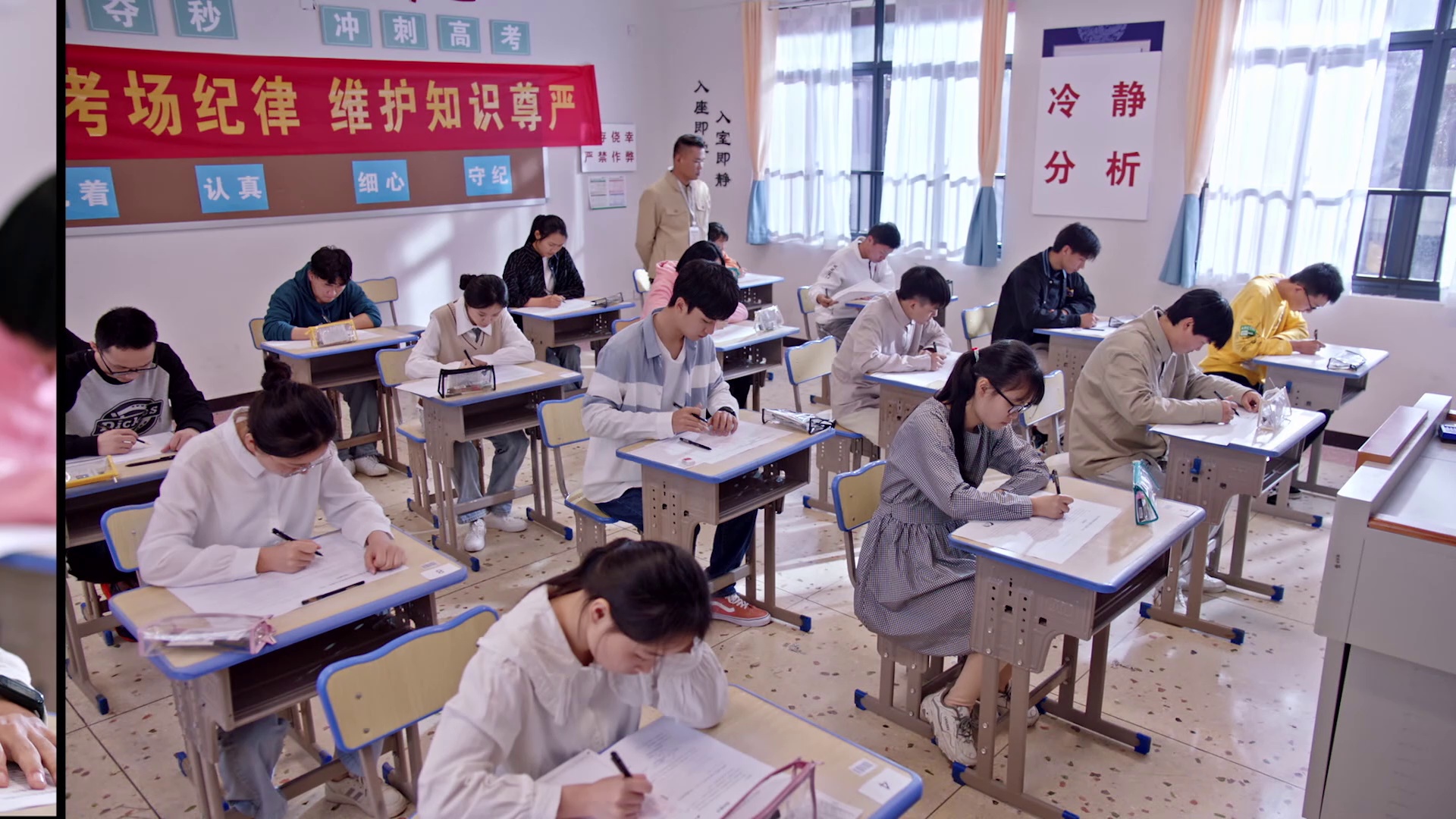 图片[3]-[BT下载][芥子时光][全32集][WEB-MKV/51.10G][国语配音/中文字幕][1080P][流媒体][ZeroTV.mkv]-影音屋
