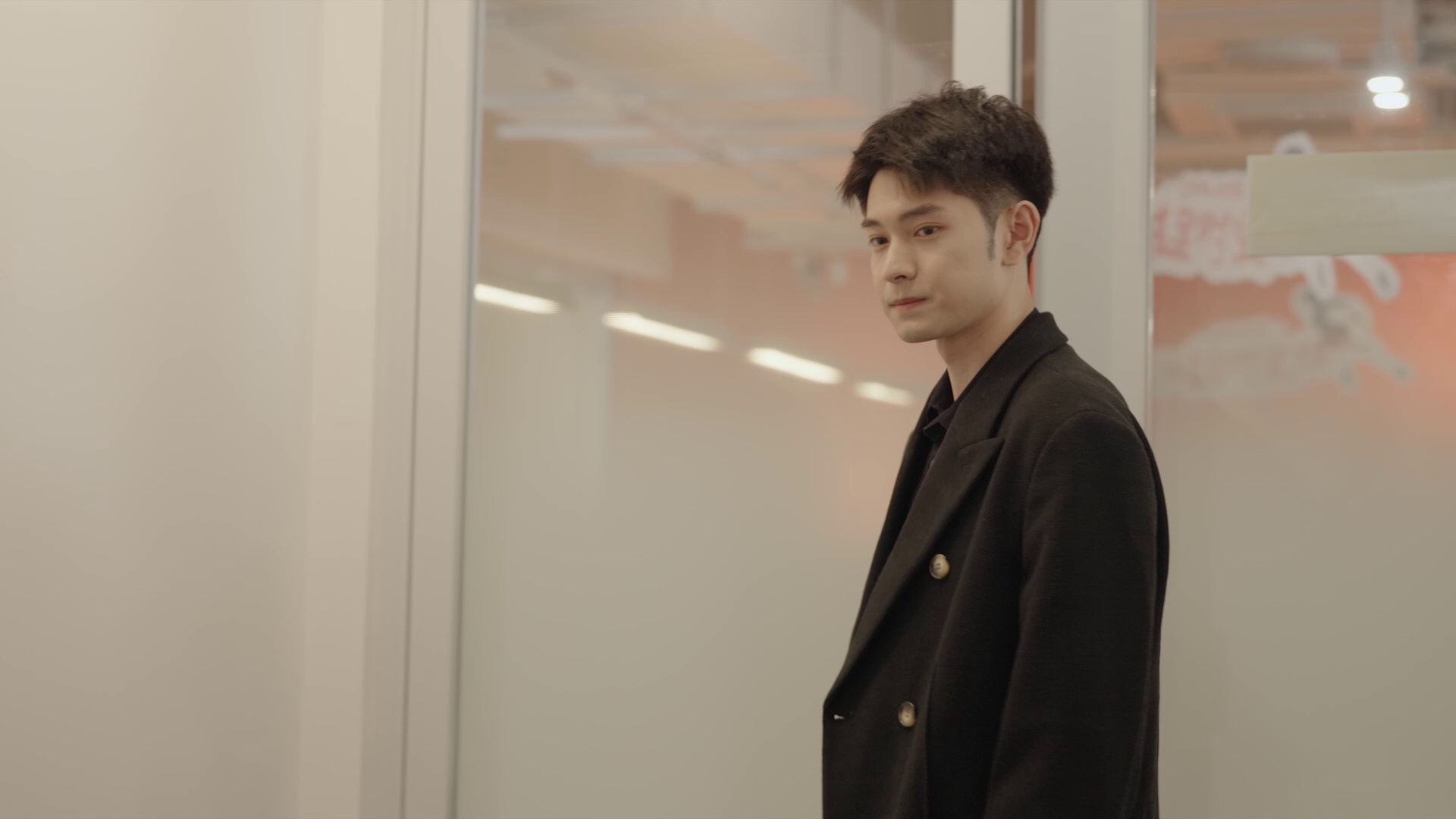 图片[4]-[BT下载][白小姐的人生被剧透了][全24集][WEB-MKV/7.30G][国语配音/中文字幕][1080P][流媒体][ZeroTV]-影音屋