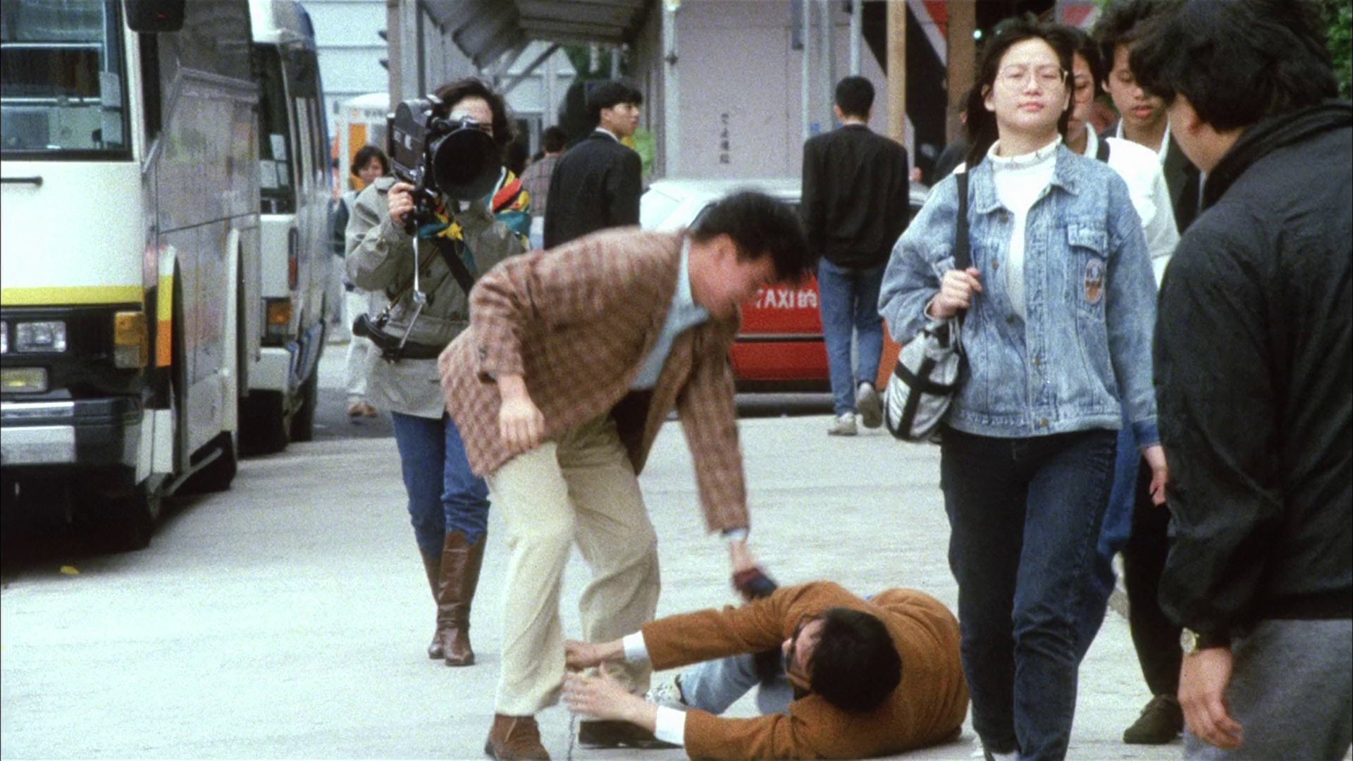 图片[3]-咖喱辣椒[国语配音/中文字幕].Curry.and.Pepper.1990.1080p.DSNP.WEB-DL.AAC2.0.H.264-PandaQT 5.74GB-影音屋