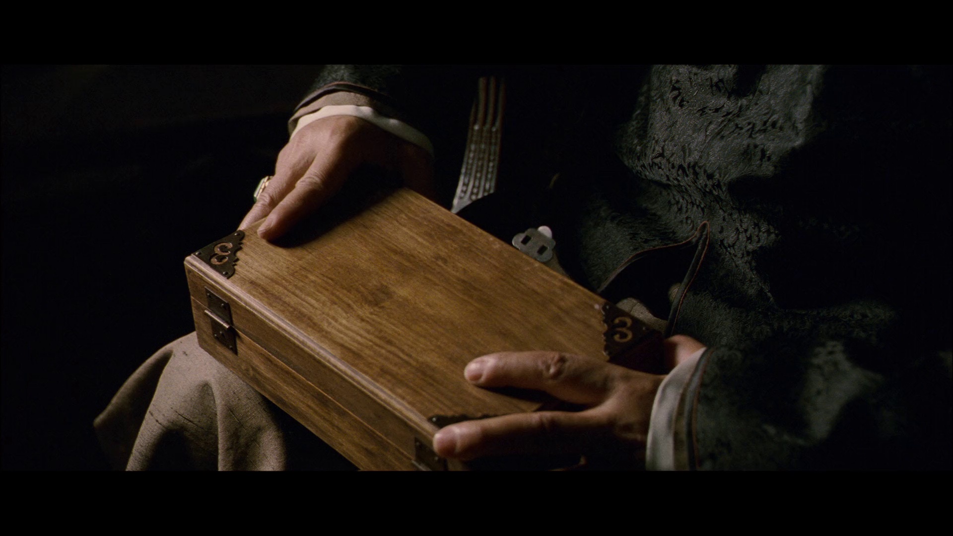 图片[4]-十月围城[国语配音/中文字幕].Bodyguards.and.Assassins.2009.1080p.NF.WEB-DL.DDP5.1.H264-PandaQT 8.18GB-影音屋