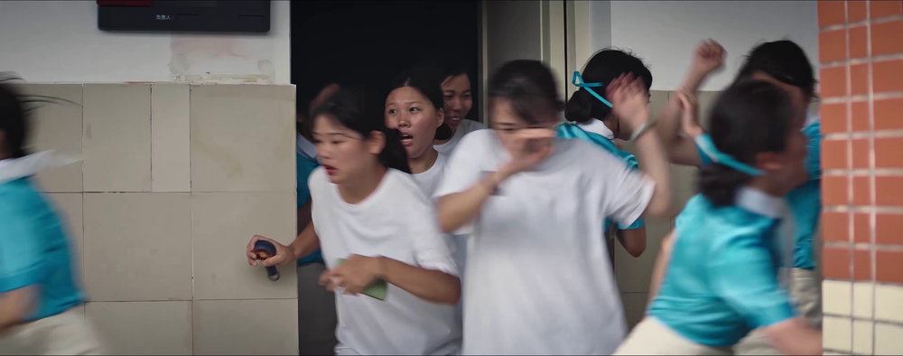 图片[4]-[BT下载][巨蛇闯女校][WEB-MKV/3.22GB][国语配音/中文字幕][4K-2160P][H265编码][流媒体][BATWEB小组作品]-影音屋