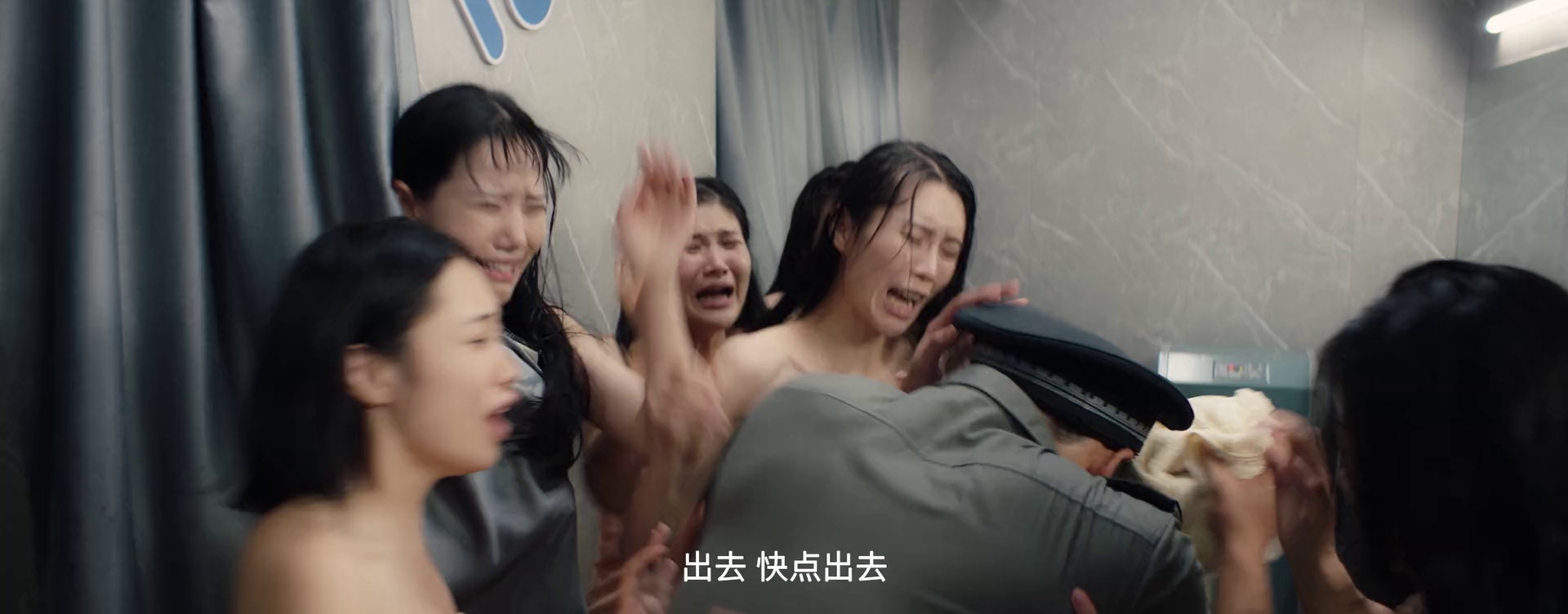 图片[3]-[BT下载][巨蛇闯女校][WEB-MKV/0.95GB][国语配音/中文字幕][1080P][流媒体][BATWEB小组作品]-影音屋
