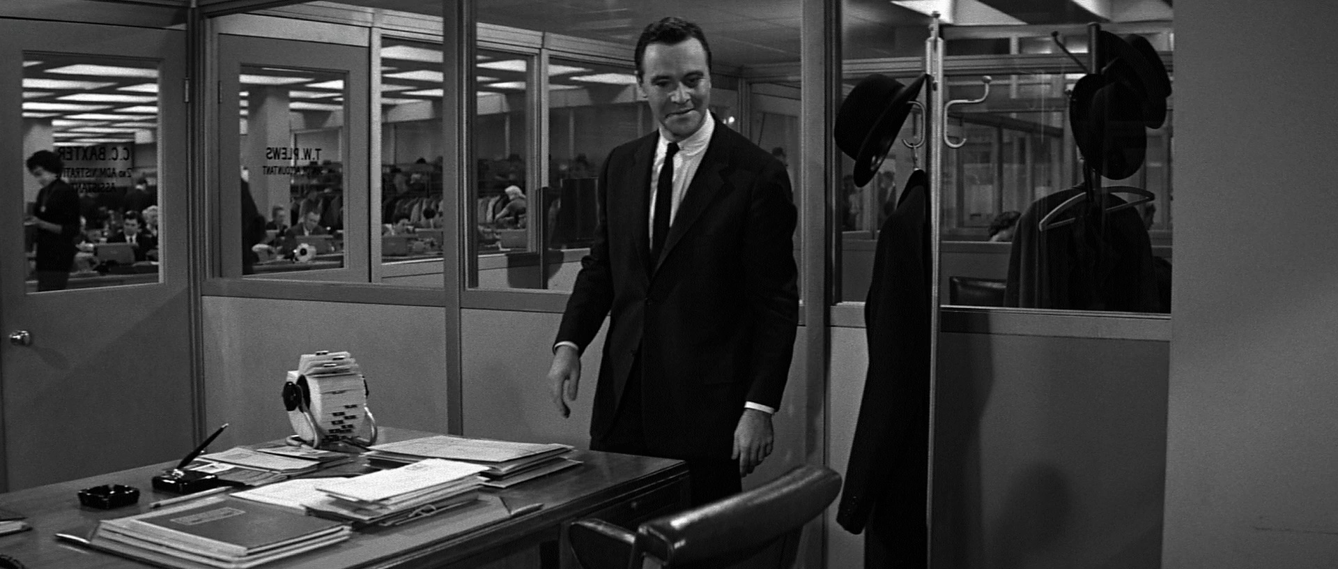图片[8]-桃色公寓[无字片源].The.Apartment.1960.1080p.AMZN.WEB-DL.DDP.5.1.H.264-DreamHD 10.65GB-影音屋