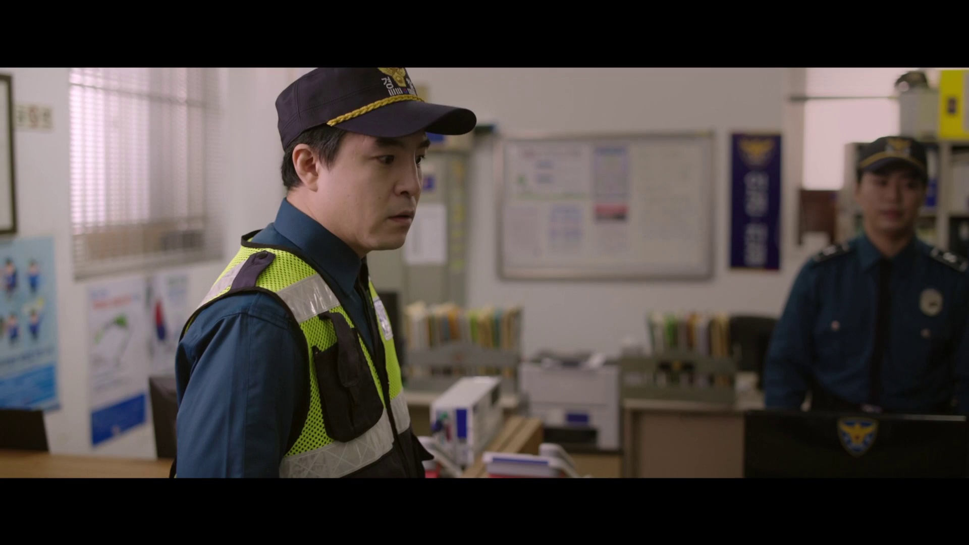 图片[3]-有一天她在太空中[中文字幕].She's.from.Another.Planet.2023.1080p.WEB-DL.AAC.H264-ParkHD 2.74GB-影音屋