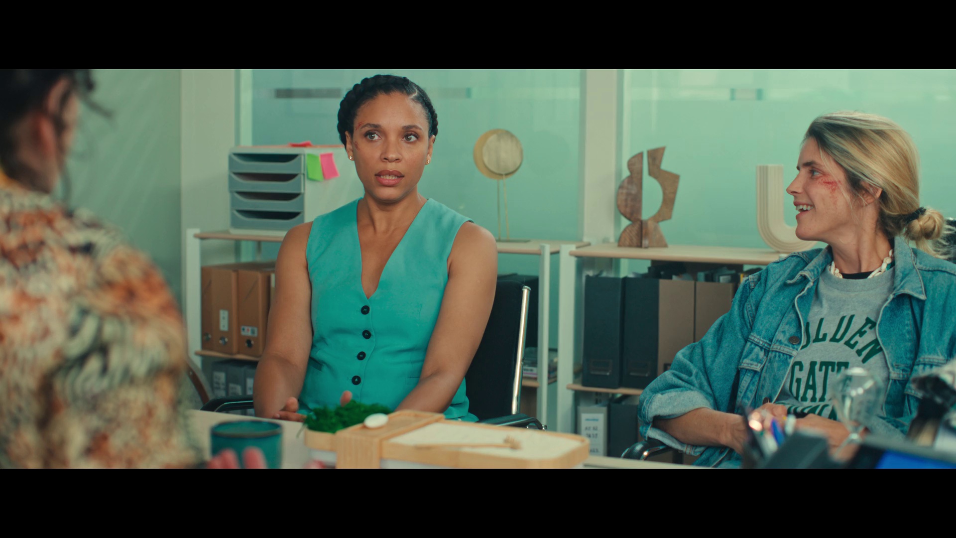 图片[4]-尼斯警花[简繁英字幕].Nice.Girls.2024.1080p.NF.WEB-DL.x264.DDP5.1.Atmos-SONYHD 3.64GB-影音屋