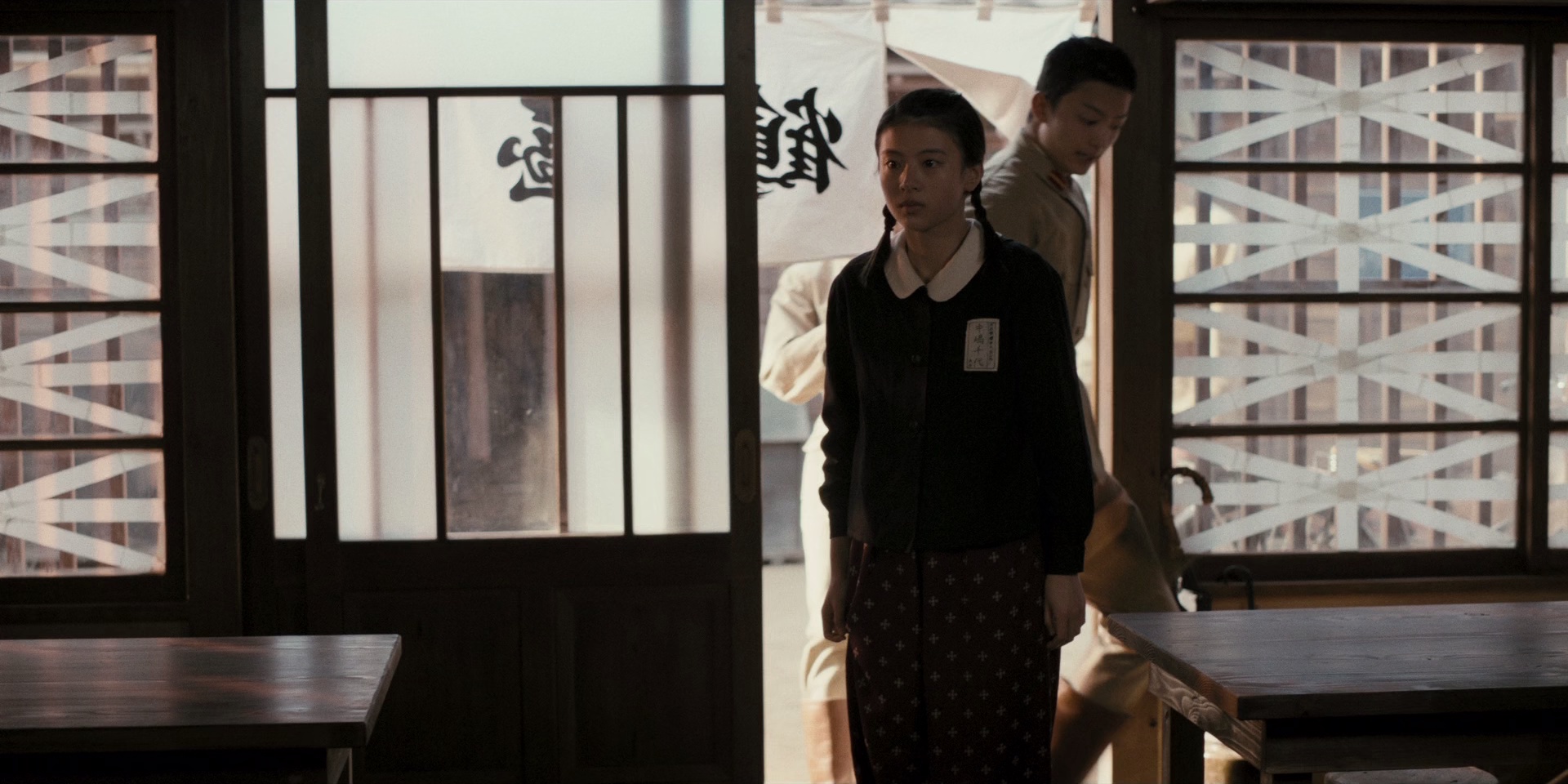 图片[6]-与你再遇鲜花盛开之丘[简繁字幕].Till.We.Meet.Again.on.the.Lily.Hill.2023.1080p.BluRay.x265.10bit.DTS-CTRLHD 6.55GB-影音屋
