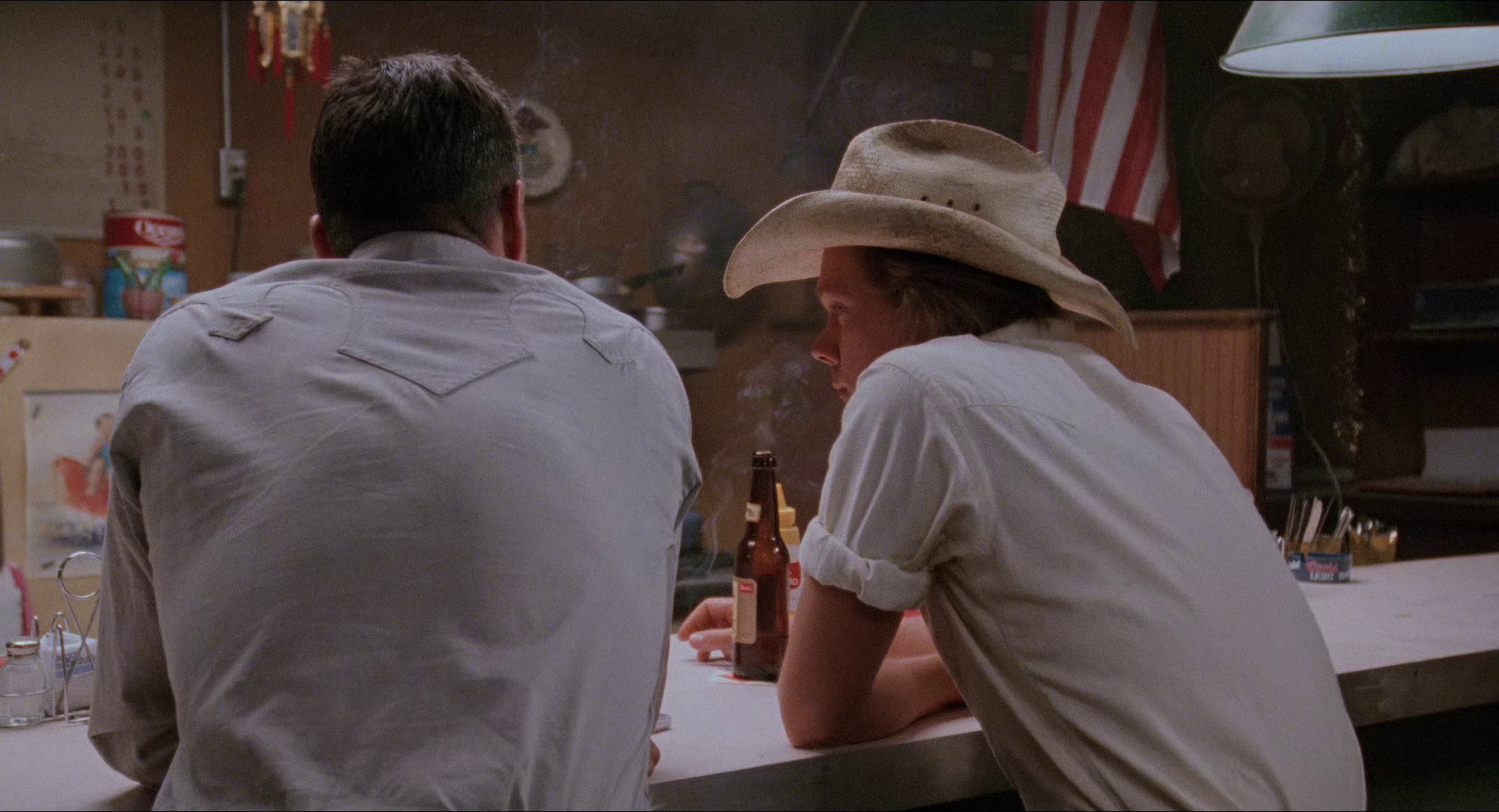 图片[4]-异形魔怪[无字片源].Tremors.1990.2160p.WEB-DL.H265.AAC-BATWEB 2.64GB-影音屋