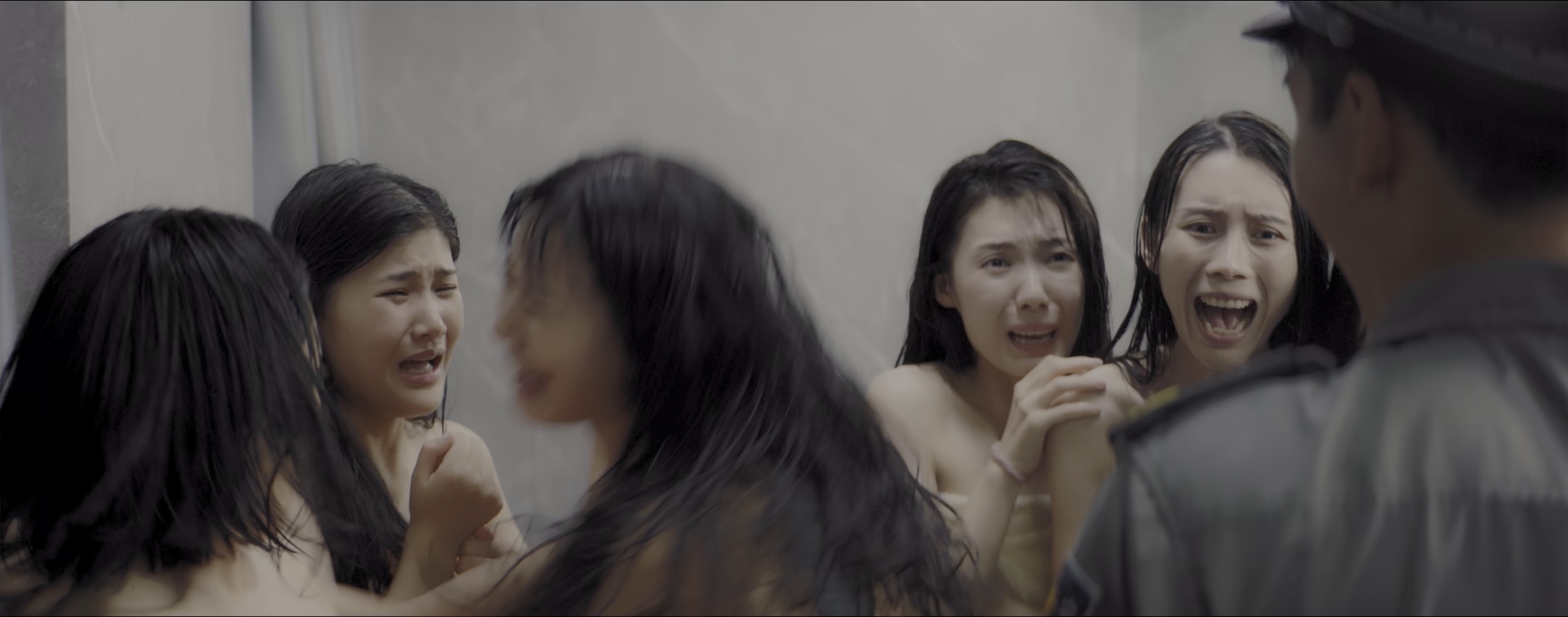 图片[3]-巨蛇闯女校[国语配音/中文字幕].Rising.Boas.in.a.Girl's.School.2022.2160p.WEB-DL.H265.HDR.DDP2.0-BATWEB 5.52GB-影音屋