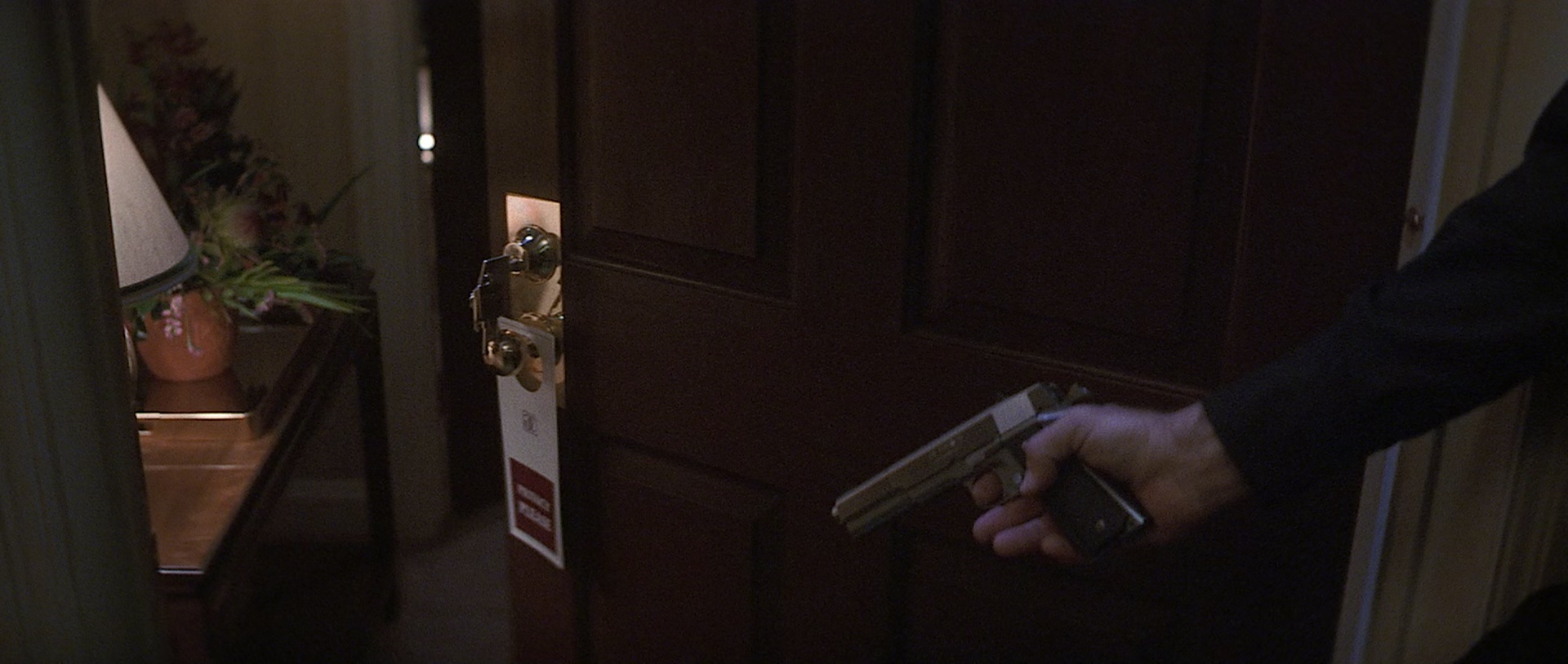 图片[5]-霹雳追魂弹[简繁英字幕].Runaway.1984.1080p.GER.BluRay.x265.10bit.FLAC.2.0-SONYHD 5.18GB-影音屋