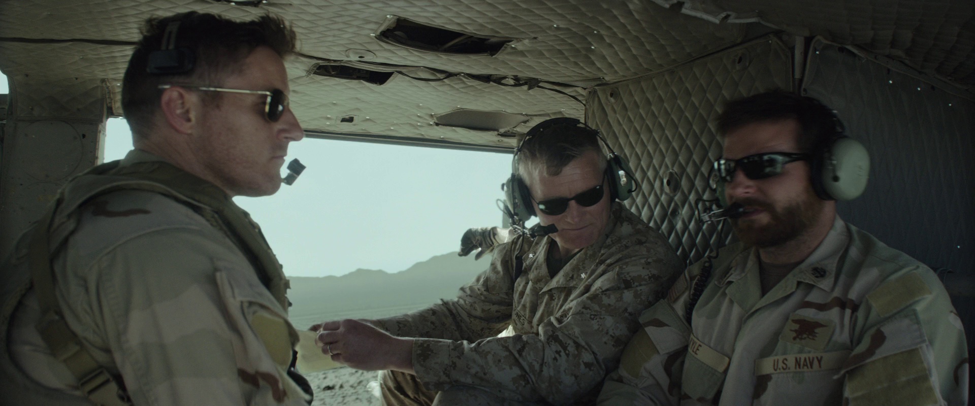 图片[5]-美国狙击手[国粤英多音轨/中文字幕/特效字幕].American.Sniper.2014.Bluray.1080p.TrueHD7.1.x264-DreamHD 16.26GB-影音屋